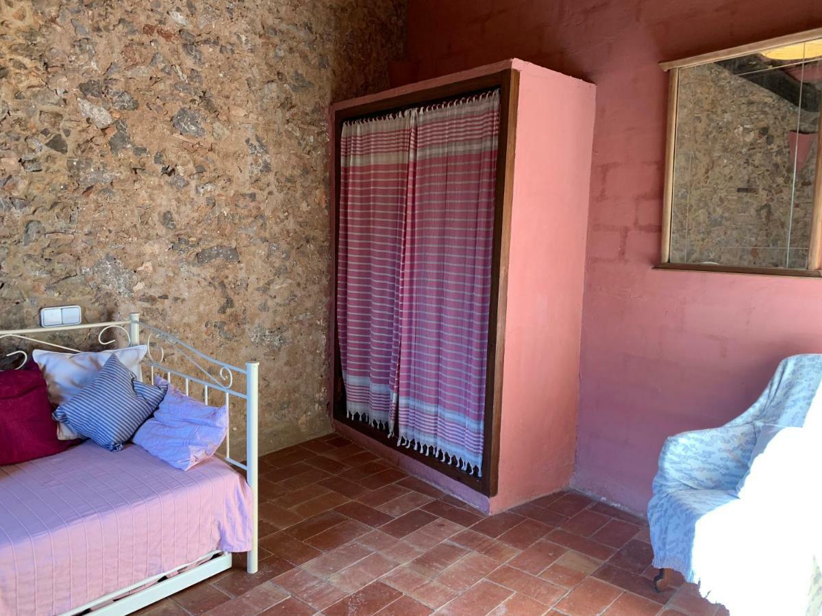 Santa Caterina - Dog Friendly With Garden Villa Sobrestany ภายนอก รูปภาพ